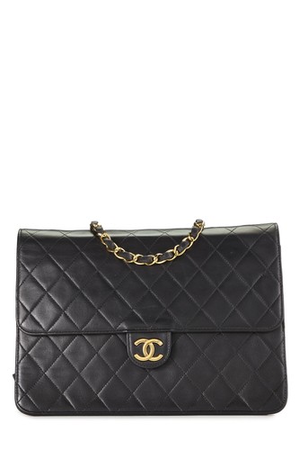 Chanel black quilted lambskin - black,